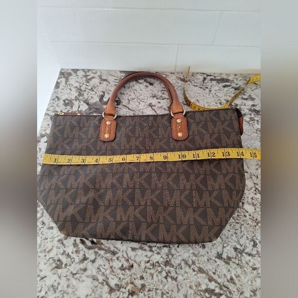 Michael Kors brown leather logo tote bag. - Picture 10 of 10